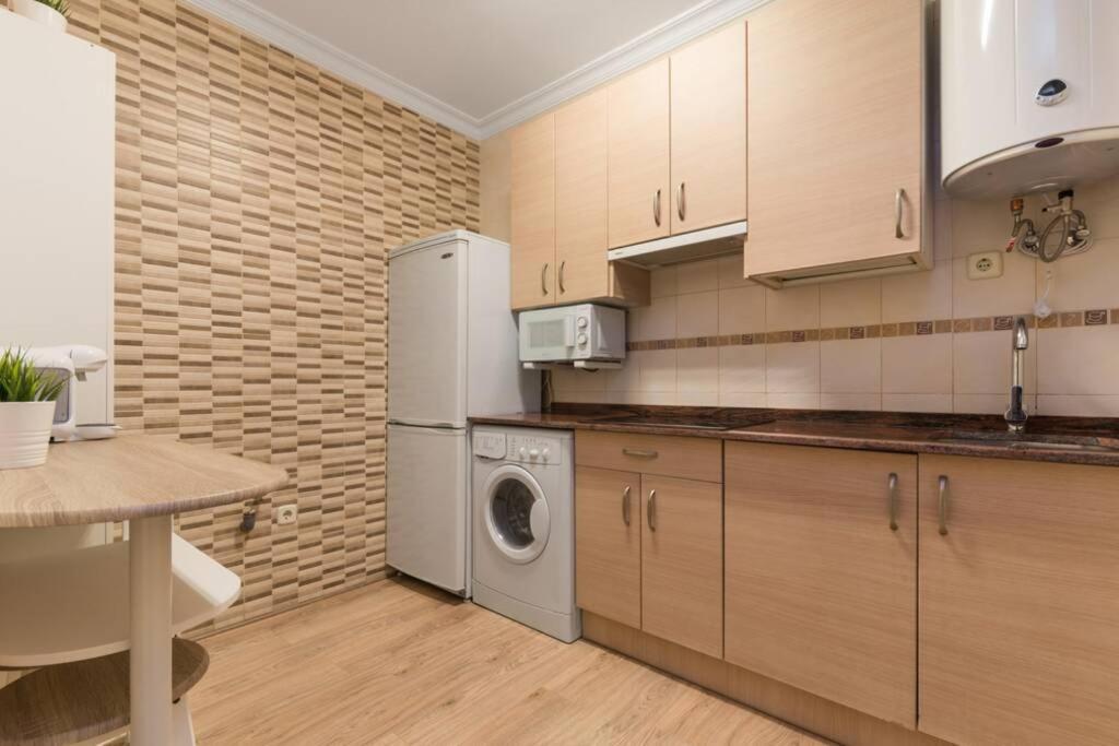Coqueto Piso En Madrid/Atocha. 4 Personas 2 Hab Apartment Bagian luar foto
