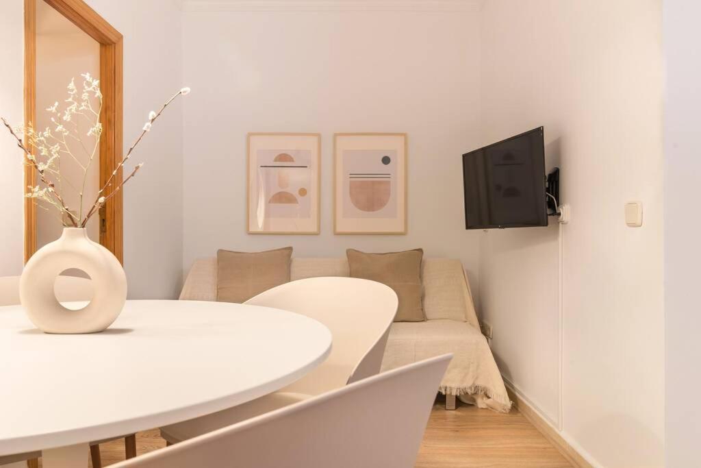 Coqueto Piso En Madrid/Atocha. 4 Personas 2 Hab Apartment Bagian luar foto