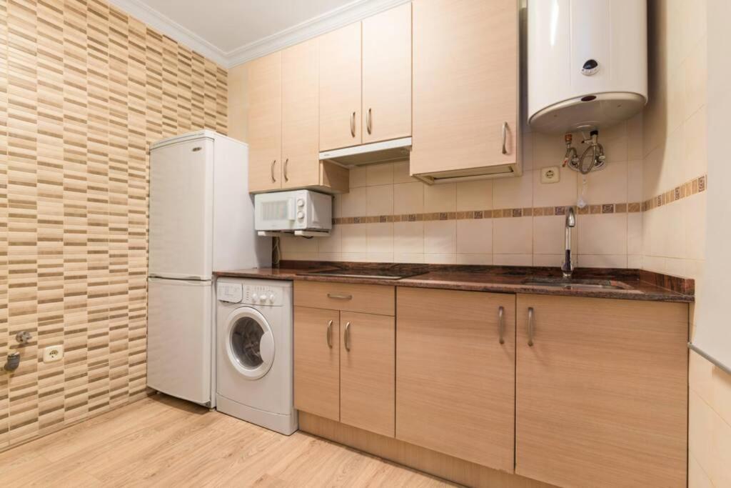 Coqueto Piso En Madrid/Atocha. 4 Personas 2 Hab Apartment Bagian luar foto